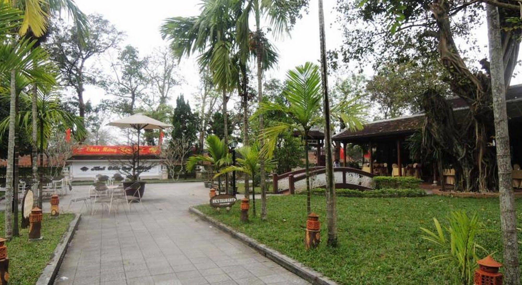 Thanh Noi Hotel Hué Eksteriør billede