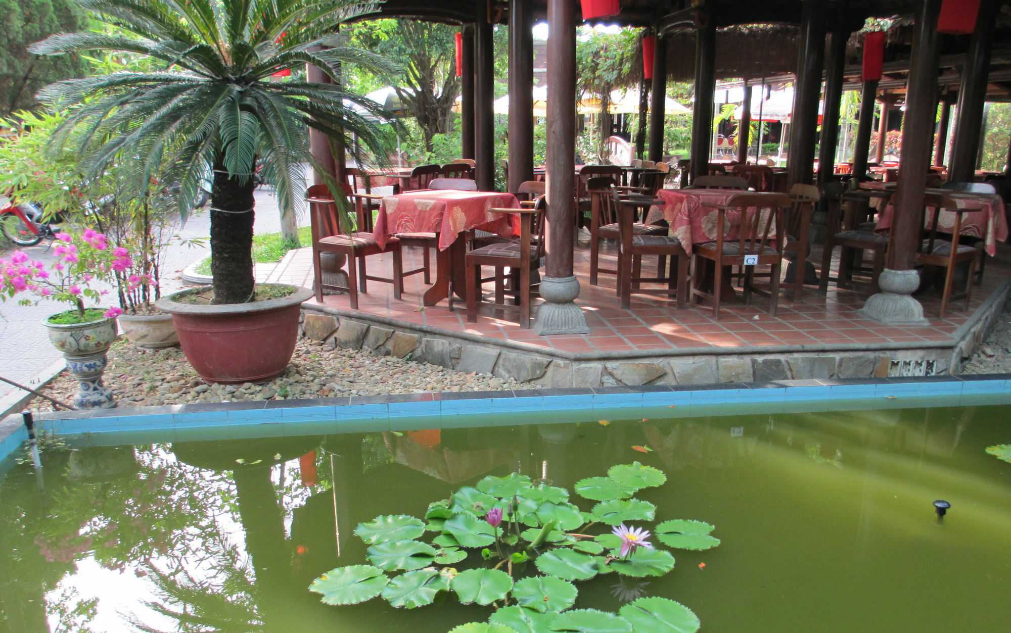 Thanh Noi Hotel Hué Eksteriør billede